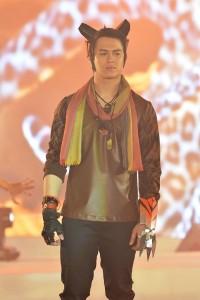 Enrique Gil as the tiger