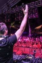 1 Sander Van Doorn Photo from Christian delos Santos
